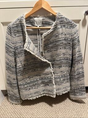 Joie Cream and Black Textured Open-Front Blazer